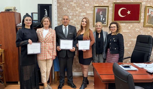 Mersin Halk Eğitim Merkezi Müdürü Naci Durmaza Teşekkür Belgesi